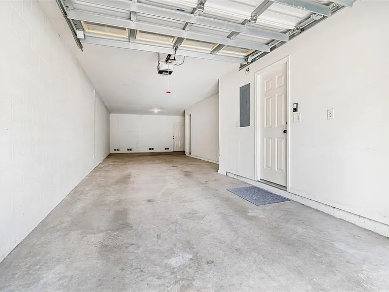 504 Wheaton Trent Pl — Photo 17