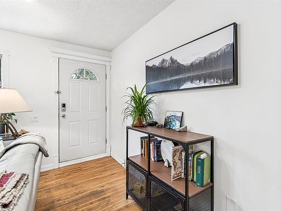 4th image of 5216 S 18th Ave NW