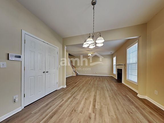 4th image of 6216 Roseway Ct