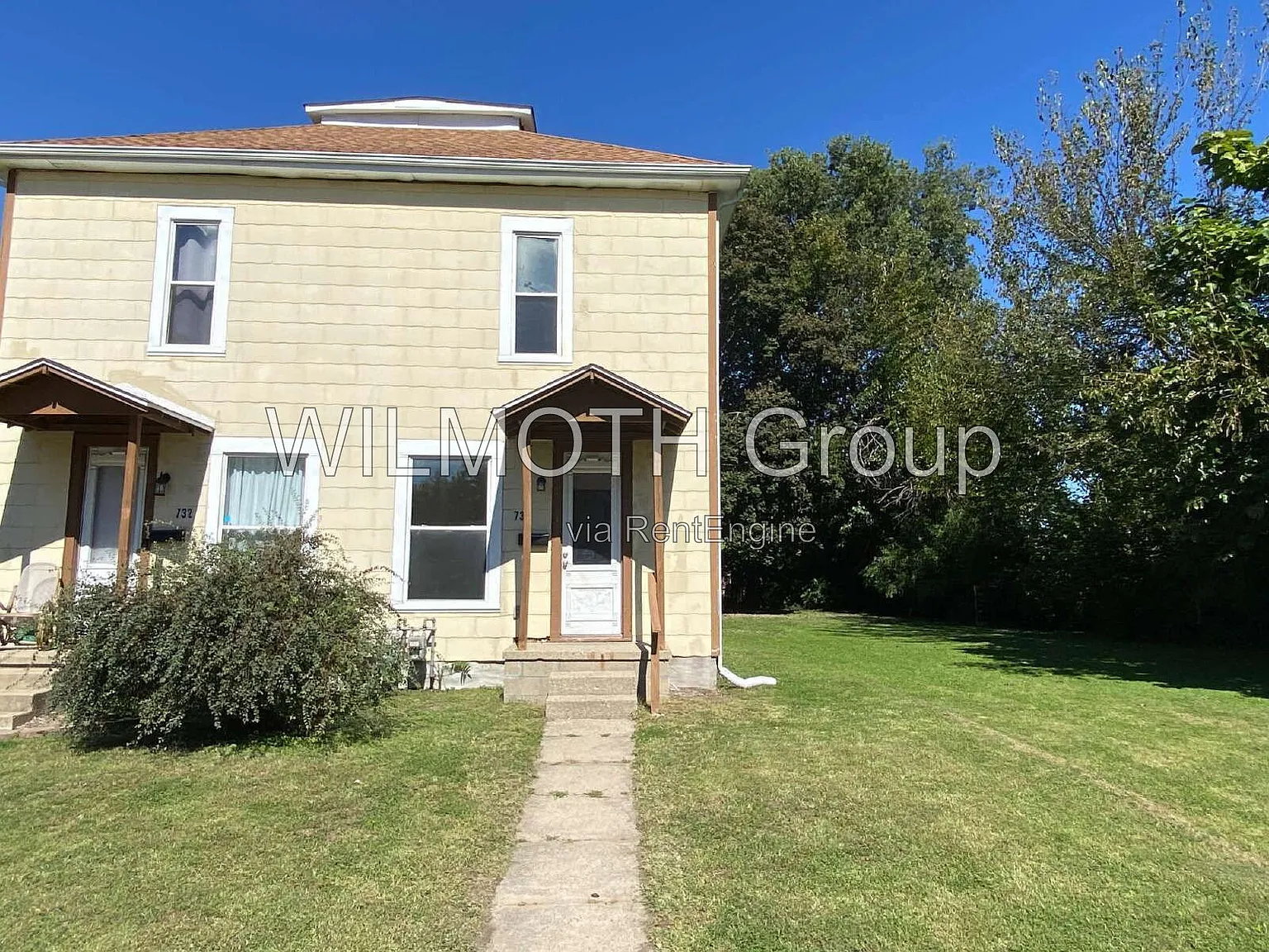 2 bed, 1.0 bath, 1208 sqft, $850 — Photo 1