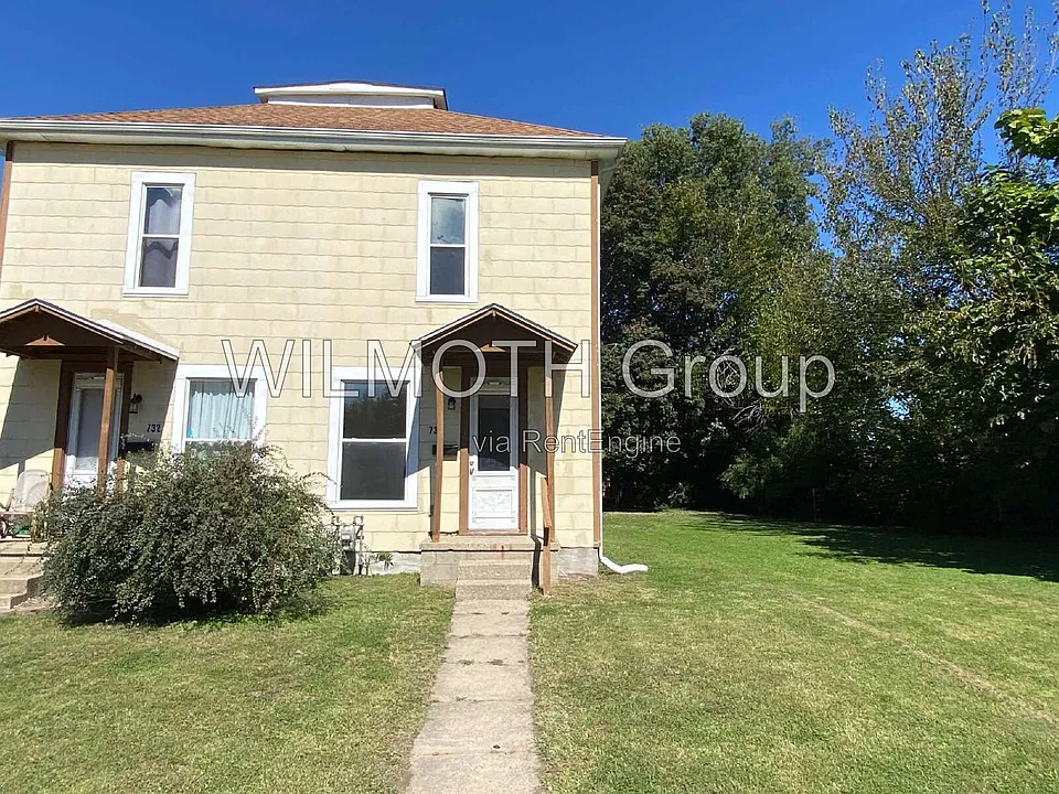 730 W 9th St