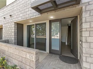 629 W 17th St, Costa Mesa, CA 92627
