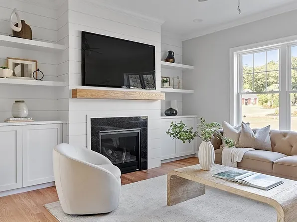 17 Palmetto Dr #17, Bellingham, MA 02019