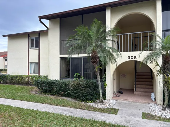 4969 Sable Pine Cir APT C2, West Palm Beach, FL 33417