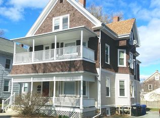 13 Bradford Ave, Newport, RI 02840