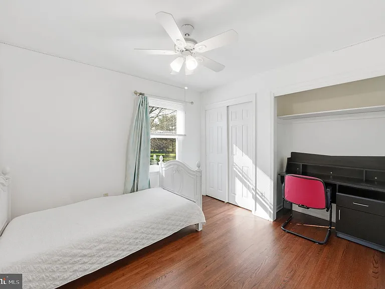 7 Monroe Pl — Photo 47