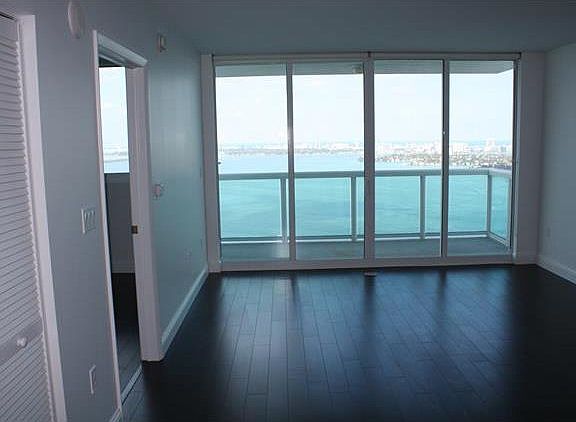 4th image of 1800 N Bayshore Dr APT 4103