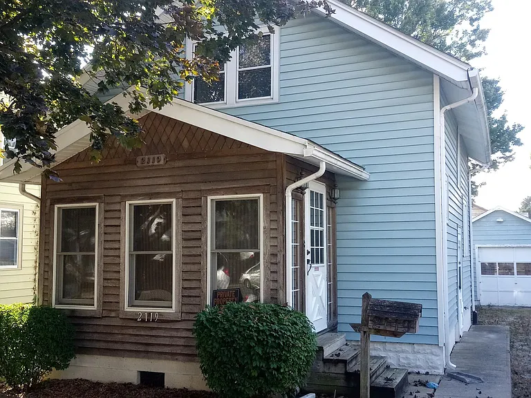 2116 CORTLAND AVE.
WELCOME HOME!