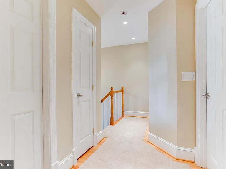 5407 Helm Ct — Photo 17