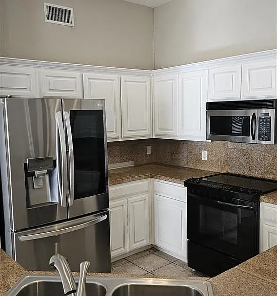 2961 S Shepherds Gln — Photo 8