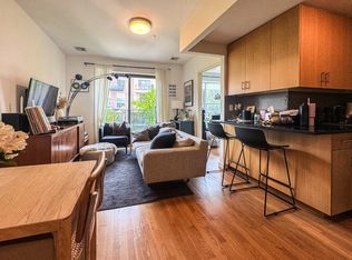 261 Eckford St APT 2B, Brooklyn, NY 11222