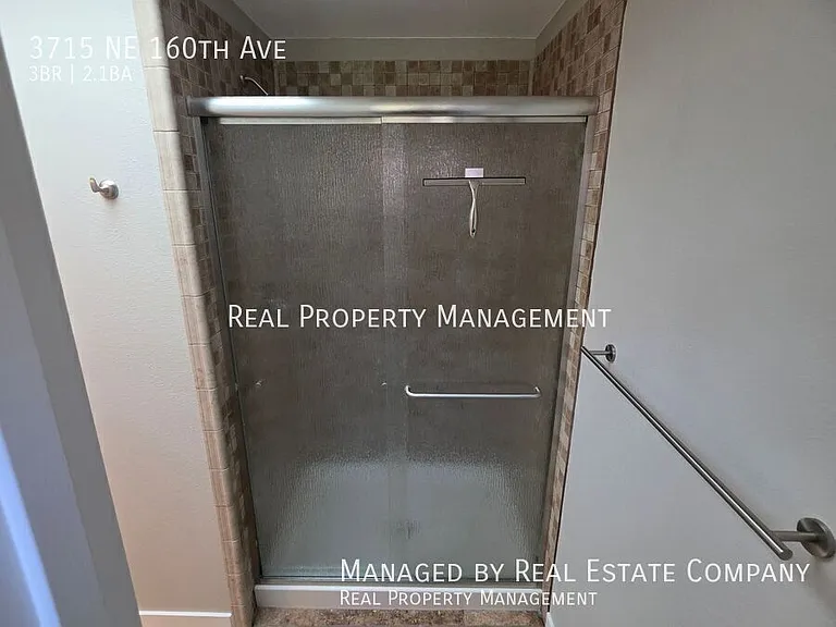 3715 NE 160th Ave — Photo 34