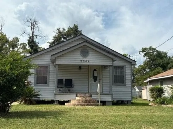 2504 Memphis St, Alexandria, LA 71302