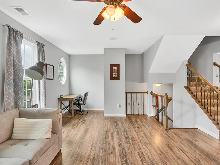 1503 Pointe View Dr — Photo 9