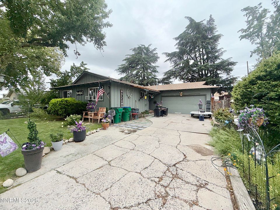 1st image of 1120 Casa Loma Dr