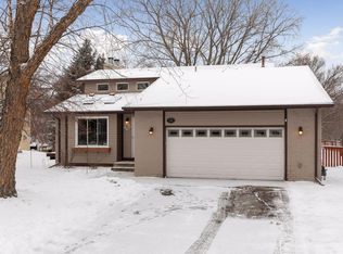 4461 Reindeer Ln, Eagan, MN 55123