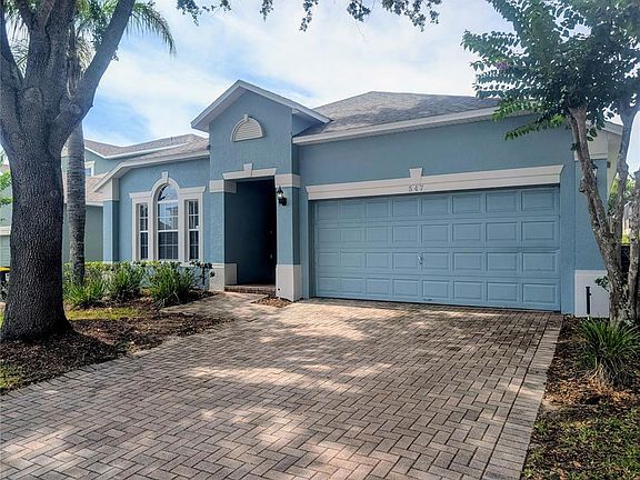 2nd image of 547 KENSINGTON DRIVE