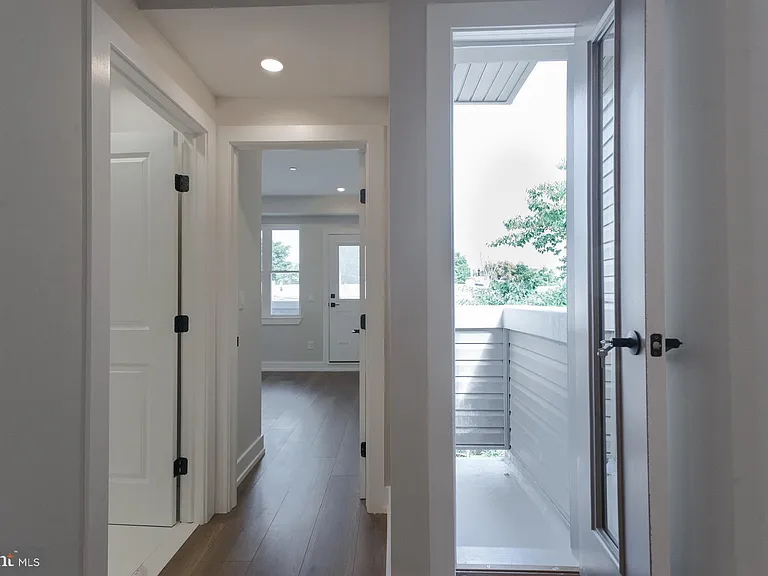3849 Fairmount Ave #2 — Photo 7