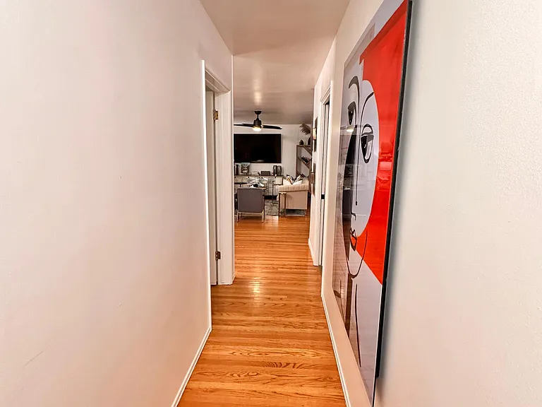 444 N Shattuck Pl — Photo 14