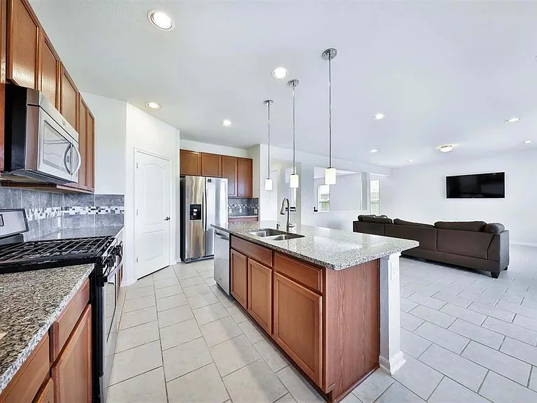 22423 Auburn Valley Ln — Photo 9