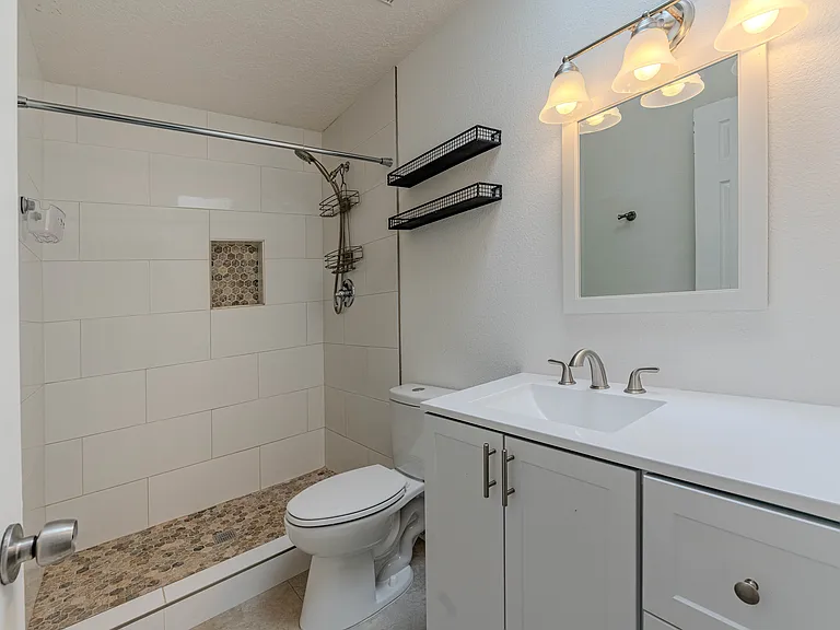 4929 Black Dr NW — Photo 8