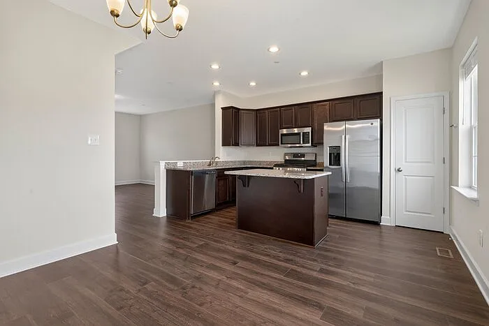 109 Holstein Dr — Photo 14