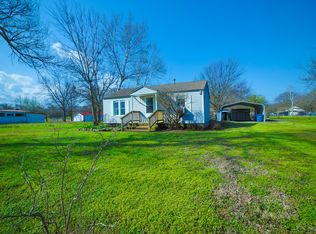 213 S Walnut Ave, Afton, OK 74331