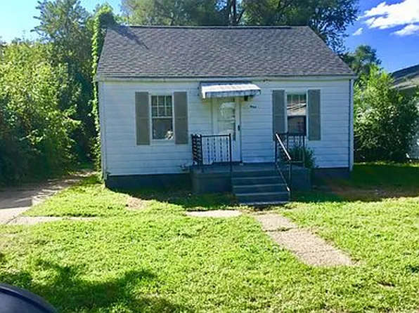 1733 Fremont St, South Bend, IN 46628