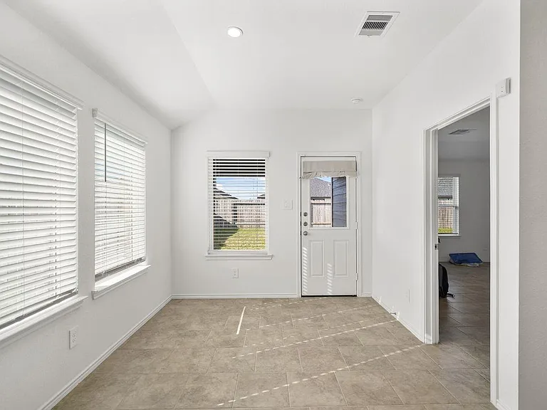 7502 Fierce Friesian Ln — Photo 8