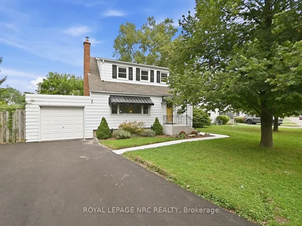 17 Winston Rd, Saint Catharines, ON L2M 4R1