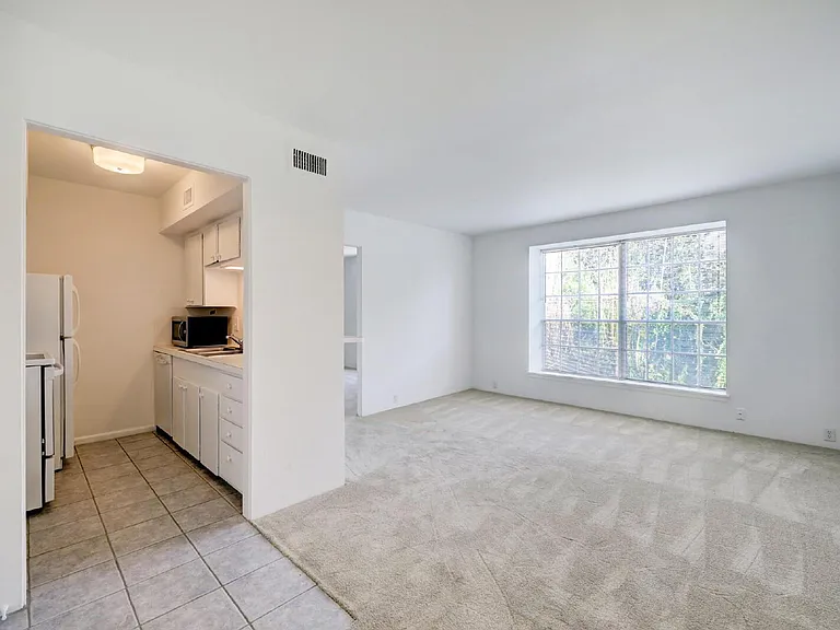 5353 Institute Ln #29 — Photo 2
