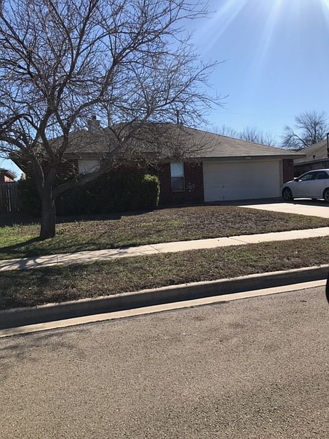 1st image of 3904 Roundrock Dr