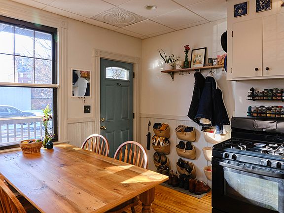 3rd image of 174 Neal Street #1