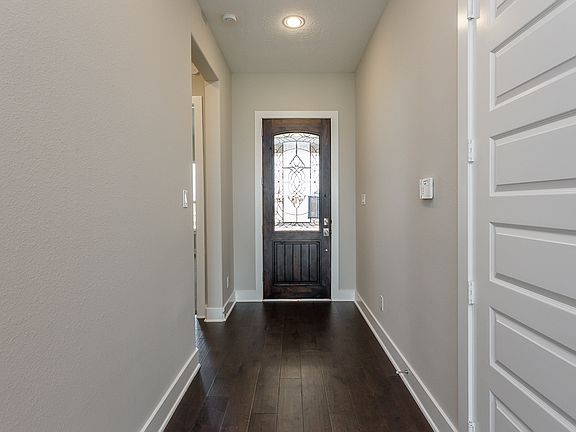800 Stella Vista Court Brazos Entry
