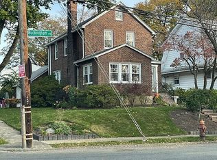 90 Buckingham Rd, Yonkers, NY 10701