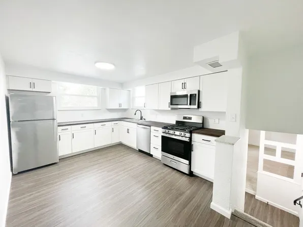 418 Parkwood Rd, Pittsburgh, PA 15210