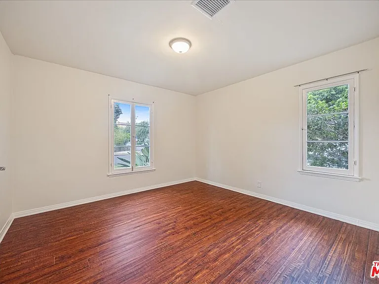 4328 Goodland Ave — Photo 21