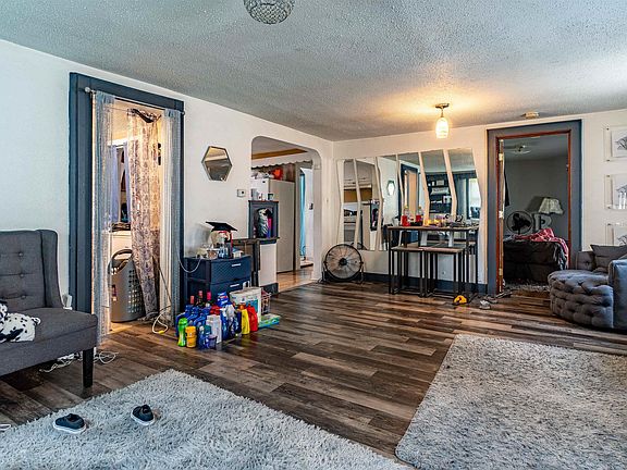 3rd image of 3622 N Finnell Ave