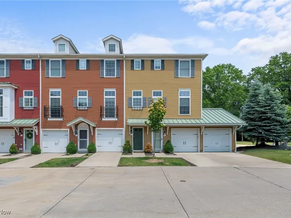 7 Grandview Dr, Rocky River, OH 44116