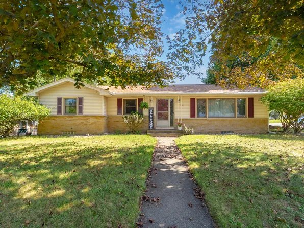 5131 Grosse Pointe St, Portage, MI 49024