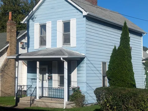118 Baker Ave, Moundsville, WV 26041