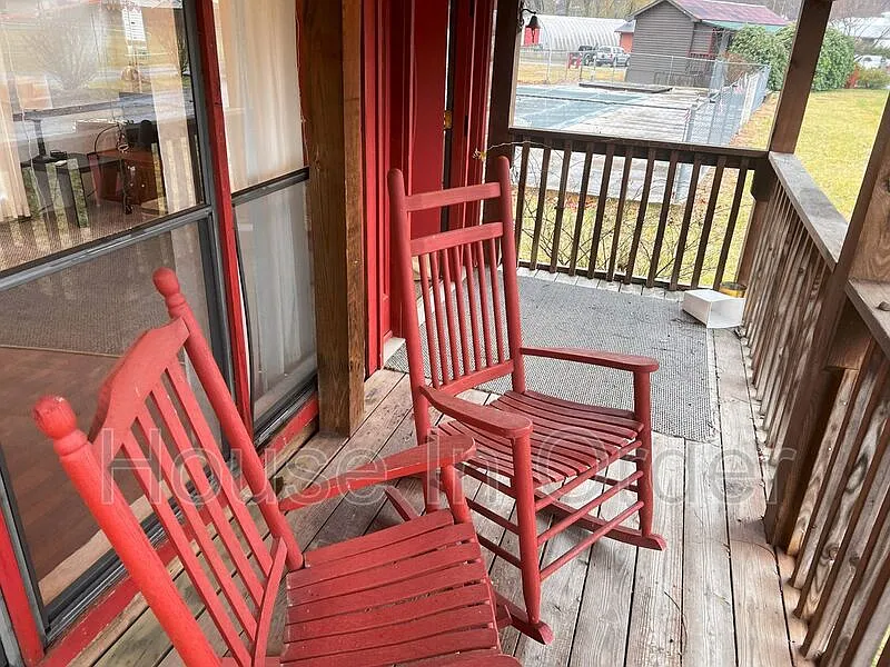 1 bed, 1.0 bath, 524 sqft, $1,195 — Photo 3