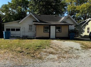 1521 Ruth Dr, Indianapolis, IN 46240