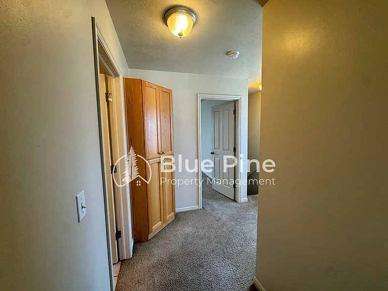429 Raven Way — Photo 12