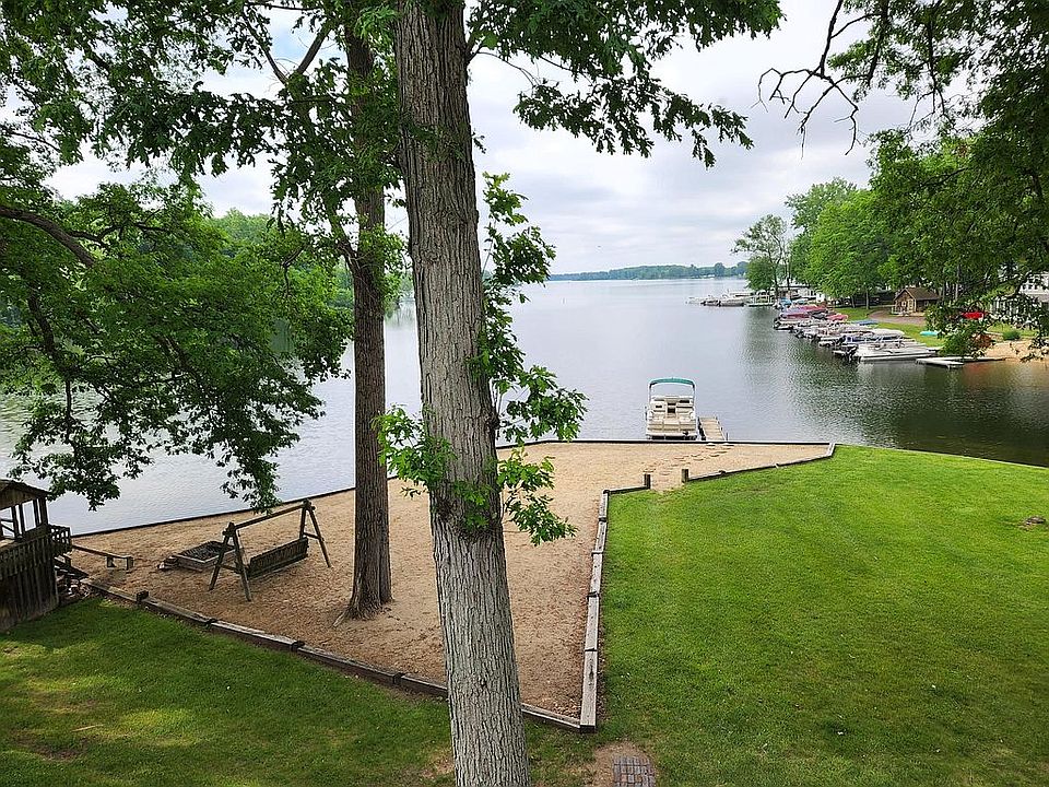 2nd best location on lake