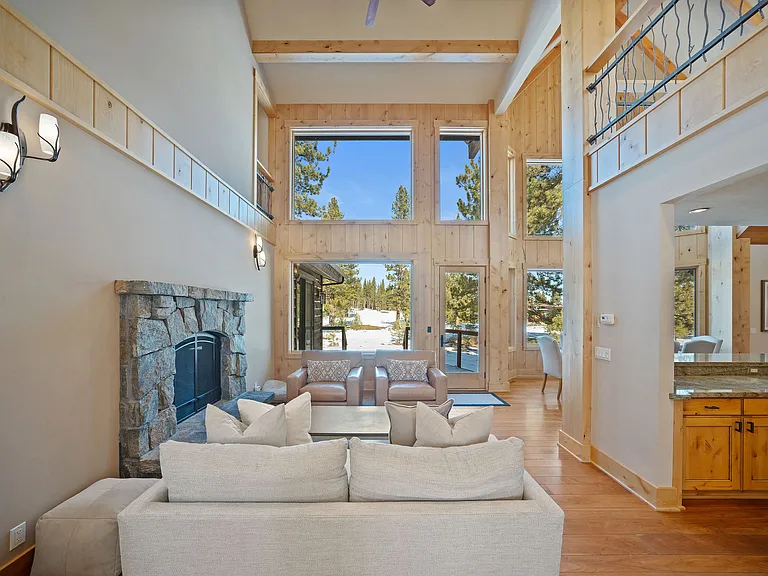 9353 Heartwood Dr — Photo 17