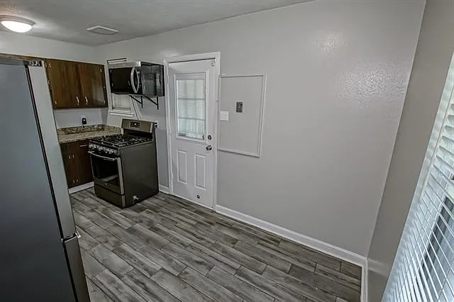 1849 Redwood Dr — Photo 19