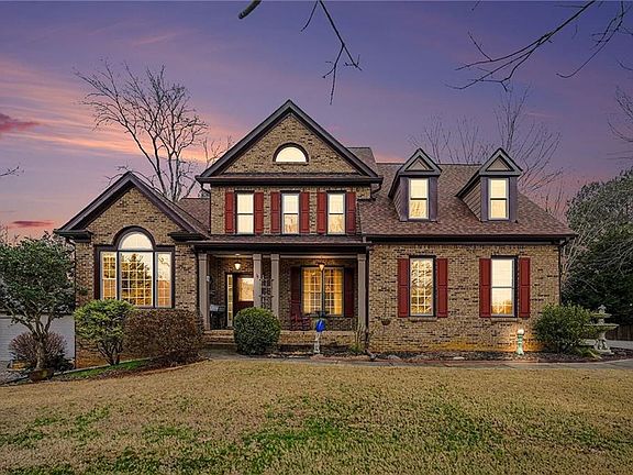 2nd image of 174 Senators Ridge Dr