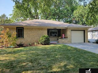1929 S 53rd St, Lincoln, NE 68506
