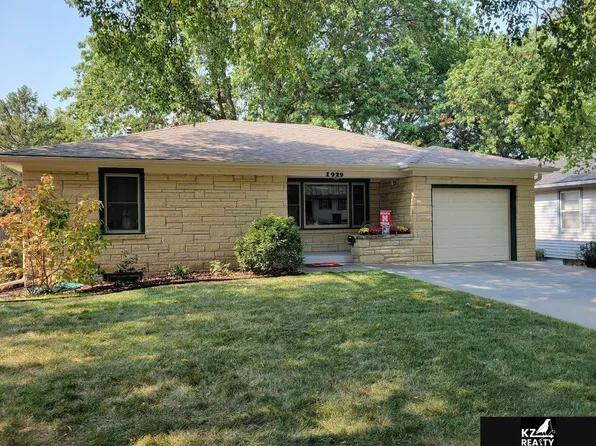 1929 S 53rd St, Lincoln, NE 68506